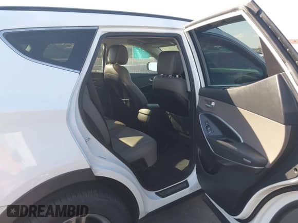 2018 Hyundai Santa Fe 2.4L с VIN 5NMZU3LB2JH058669, выставлен на аукционе IAAI как лот 43306433 с пробегом 64 825 миль миль и . История ставок и продаж доступна на DreamBid. Изображение 8.