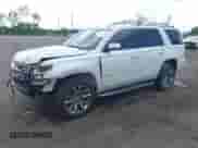 2016 Chevrolet Tahoe LTZ с VIN 1GNSKCKC2GR283090, выставлен на аукционе IAAI как лот 42664141 с пробегом 221 916 миль миль и . История ставок и продаж доступна на DreamBid. Изображение 17.