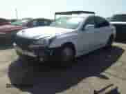 2015 Hyundai Equus Signature z VIN KMHGH4JH3FU094391, wystawiony jako IAAI lot #32794970 z przebiegiem 104 053 mil mil oraz . Historia ofert i sprzedaży dostępna na DreamBid. Obrazek 2.