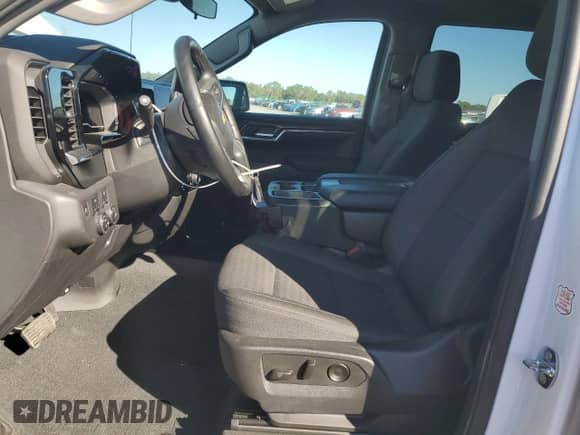 2023 Chevrolet Silverado 1500 LT z VIN 3GCPDDEK4PG338396, wystawiony jako Copart lot #82531774 z przebiegiem 40 731 mil mil oraz Nie do naprawy • Non repairable. Historia ofert i sprzedaży dostępna na DreamBid. Obrazek 7.