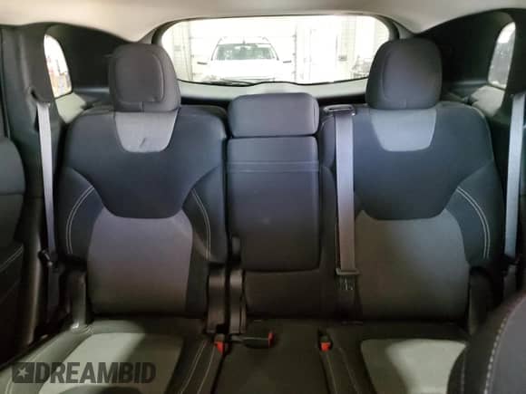 2014 Jeep Cherokee Latitude with VIN 1C4PJMCB2EW297843, listed as a Copart auction lot 85495155 with 175,788 mi miles and Salvage title. Bid and sale history available at DreamBid. Image 10.