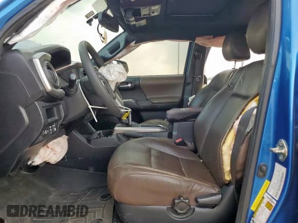 2017 Toyota Tacoma Limited с VIN 5TFGZ5AN5HX064968, выставлен на аукционе Copart как лот 62941415 с пробегом 131 248 миль миль и Списание • Salvage title. История ставок и продаж доступна на DreamBid. Изображение 7.