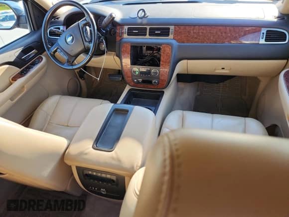 2007 Chevrolet Suburban LTZ с VIN 1GNFK16377J204561, выставлен на аукционе Copart как лот 81766155 с пробегом 214 418 миль миль и Чистый • Clean title. История ставок и продаж доступна на DreamBid. Изображение 8.