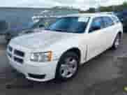 2008 Dodge Magnum with VIN 2D4FV47T58H167998, listed as a IAAI auction lot 43362330 with 151,332 mi miles and . Bid and sale history available at DreamBid. Image 2.