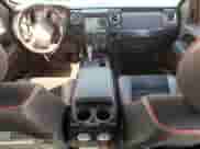 2013 Ford F-150 XLT z VIN 1FTFW1E6XDFC98555, wystawiony jako Copart lot #81559175 z przebiegiem 242 520 mil mil oraz Szkoda całkowita • Salvage title. Historia ofert i sprzedaży dostępna na DreamBid. Obrazek 8.