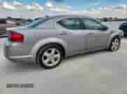 2013 Dodge Avenger SE z VIN 1C3CDZAB0DN643838, wystawiony jako Copart lot #82318845 z przebiegiem 114 049 mil mil oraz Szkoda całkowita • Salvage title. Historia ofert i sprzedaży dostępna na DreamBid. Obrazek 3.