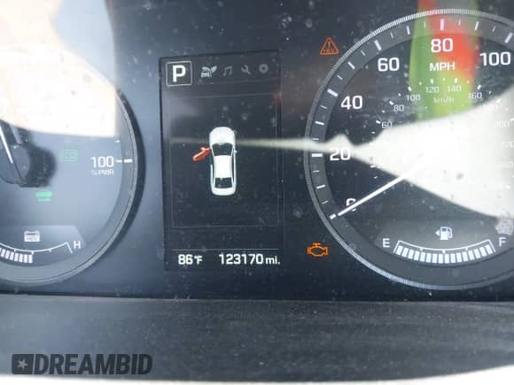 2016 Hyundai Sonata Limited with VIN KMHE34L18GA033465, listed as a IAAI auction lot 42532686 with 123,170 mi miles and . Bid and sale history available at DreamBid. Image 16.