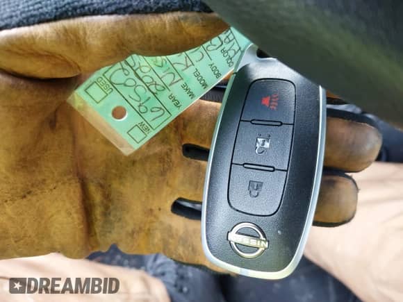 2025 Nissan Kicks SV with VIN 3N8AP6CB5SL311157, listed as a IAAI auction lot 41837659 with 615 mi miles and . Bid and sale history available at DreamBid. Image 11.