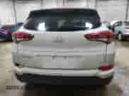 2016 Hyundai Tucson SE with VIN KM8J23A45GU245652, listed as a Copart auction lot 69803895 with 88,861 mi miles and Clean title. Bid and sale history available at DreamBid. Image 6.