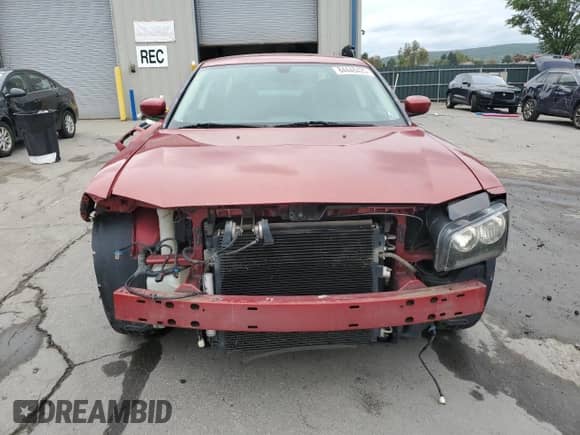 2010 Dodge Charger SXT with VIN 2B3CA3CV3AH178681, listed as a Copart auction lot 84448425 with 108,712 mi miles and Salvage title. Bid and sale history available at DreamBid. Image 5.