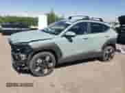 2025 Hyundai Kona SEL Convenience с VIN KM8HCCAB2SU202230, выставлен на аукционе Copart как лот 45499185 с пробегом 4 097 миль миль и Списание • Salvage title. История ставок и продаж доступна на DreamBid. Изображение 1.