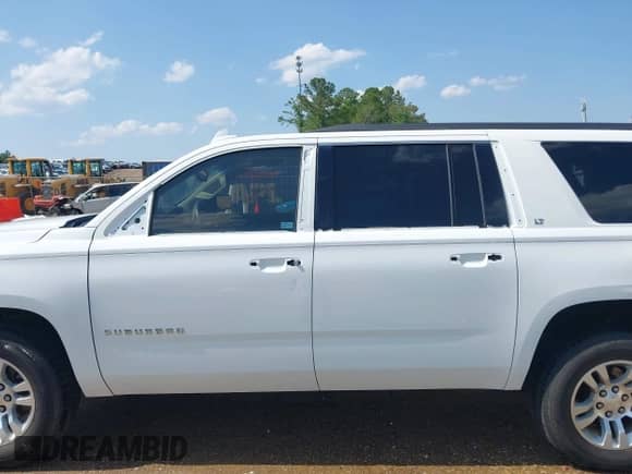 2016 Chevrolet Suburban LT z VIN 1GNSCHKC5GR408920, wystawiony jako IAAI lot #42474090 z przebiegiem 232 354 mil mil oraz . Historia ofert i sprzedaży dostępna na DreamBid. Obrazek 15.