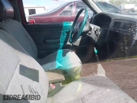 1994 Nissan Frontier XE с VIN 1N6SD16S4RC316358, выставлен на аукционе IAAI как лот 43057784 с пробегом Не указан миль и . История ставок и продаж доступна на DreamBid. Изображение 5.