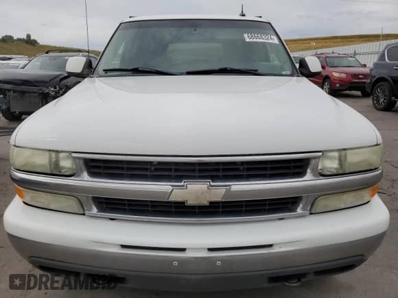 2003 Chevrolet Suburban LT z VIN 3GNFK16Z23G285145, wystawiony jako Copart lot #68668324 z przebiegiem 286 805 mil mil oraz Szkoda całkowita • Salvage title. Historia ofert i sprzedaży dostępna na DreamBid. Obrazek 5.