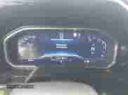 2022 Chevrolet Silverado 1500 RST z VIN 1GCUDEET8NZ571342, wystawiony jako IAAI lot #42146604 z przebiegiem 90 957 mil mil oraz . Historia ofert i sprzedaży dostępna na DreamBid. Obrazek 7.