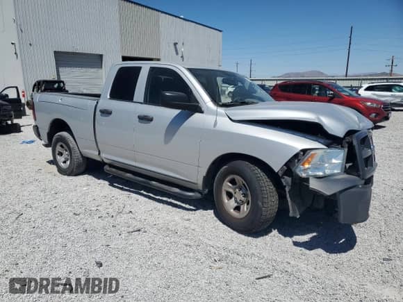 2012 Ram 1500 Tradesman z VIN 1C6RD6FP9CS330027, wystawiony jako Copart lot #68218935 z przebiegiem 96 395 mil mil oraz Szkoda całkowita • Salvage title. Historia ofert i sprzedaży dostępna na DreamBid. Obrazek 4.