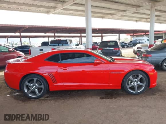 2015 Chevrolet Camaro LT с VIN 2G1FD1E31F9164632, выставлен на аукционе IAAI как лот 43495967 с пробегом 120 059 миль миль и . История ставок и продаж доступна на DreamBid. Изображение 13.