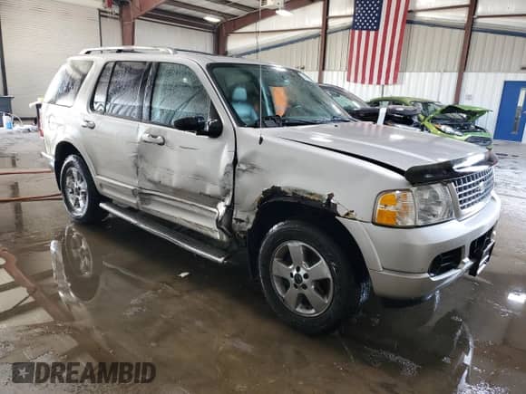 2004 Ford Explorer Limited with VIN 1FMDU75K34ZA86328, listed as a Copart auction lot 84895045 with 137,230 mi miles and Salvage title. Bid and sale history available at DreamBid. Image 4.