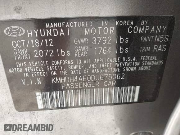 2013 Hyundai Elantra GLS z VIN KMHDH4AE0DU675062, wystawiony jako IAAI lot #43186022 z przebiegiem 146 855 mil mil oraz . Historia ofert i sprzedaży dostępna na DreamBid. Obrazek 9.