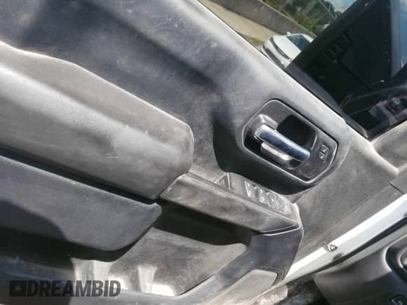 2021 Chevrolet Silverado 2500HD Work Truck with VIN 1GC1YLE78MF288230, listed as a IAAI auction lot 43590962 with 127,645 mi miles and . Bid and sale history available at DreamBid. Image 21.