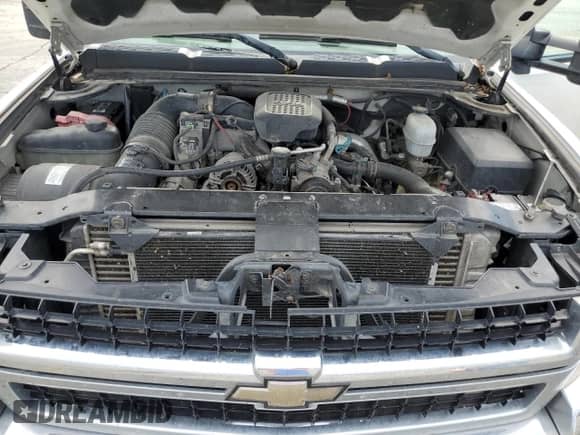 2008 Chevrolet Silverado 3500 с VIN 1GCHK39648E198568, выставлен на аукционе Copart как лот 60470264 с пробегом 296 880 миль миль и Списание • Salvage title. История ставок и продаж доступна на DreamBid. Изображение 11.