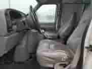 2001 Ford Econoline Cargo z VIN 1FTRE142X1HB27593, wystawiony jako Copart lot #83827154 z przebiegiem 190 761 mil mil oraz Szkoda całkowita • Salvage title. Historia ofert i sprzedaży dostępna na DreamBid. Obrazek 7.