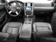 2010 Chrysler 300 Touring Signature с VIN 2C3CA5CVXAH211383, выставлен на аукционе Copart как лот 80954644 с пробегом 92 374 миль миль и Чистый • Clean title. История ставок и продаж доступна на DreamBid. Изображение 8.