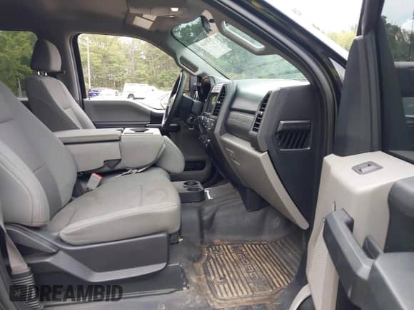 2019 Ford F-250 XL с VIN 1FT7W2B62KEE98458, выставлен на аукционе IAAI как лот 43285660 с пробегом 159 148 миль миль и . История ставок и продаж доступна на DreamBid. Изображение 5.