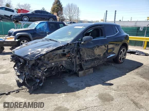 2025 Chevrolet Equinox EV LT with VIN 3GN7DLRR8SS129824, listed as a Copart auction lot 52150975 with 8,686 mi miles and Salvage title. Bid and sale history available at DreamBid. Image 1.