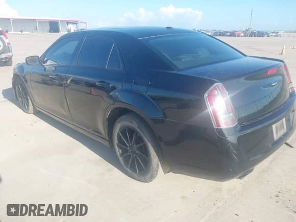2014 Chrysler 300 S с VIN 2C3CCABG4EH361274, выставлен на аукционе IAAI как лот 43294665 с пробегом 137 268 миль миль и . История ставок и продаж доступна на DreamBid. Изображение 3.
