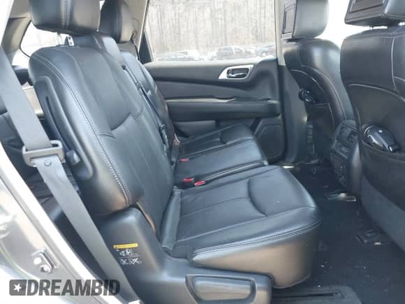 2014 Nissan Pathfinder S z VIN 5N1AR2MM3EC603111, wystawiony jako IAAI lot #41815459 z przebiegiem 169 276 mil mil oraz . Historia ofert i sprzedaży dostępna na DreamBid. Obrazek 8.