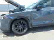 2022 Mazda CX-5 S Preferred z VIN JM3KFBCM9N0584253, wystawiony jako IAAI lot #42142889 z przebiegiem 77 104 mil mil oraz . Historia ofert i sprzedaży dostępna na DreamBid. Obrazek 6.
