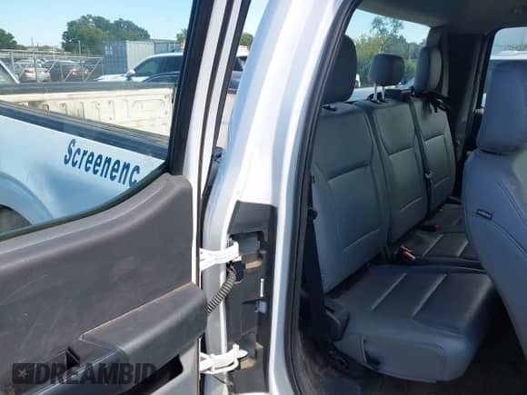 2021 Ford F-150 XL с VIN 1FTEX1CB9MKE68758, выставлен на аукционе IAAI как лот 43195438 с пробегом 82 468 миль миль и . История ставок и продаж доступна на DreamBid. Изображение 8.