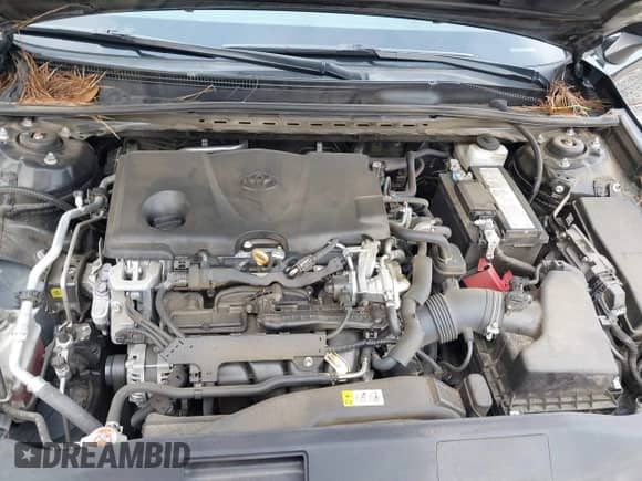 2020 Toyota Camry SE z VIN 4T1G11AK4LU342383, wystawiony jako IAAI lot #43019876 z przebiegiem 111 118 mil mil oraz . Historia ofert i sprzedaży dostępna na DreamBid. Obrazek 10.