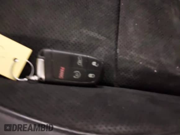 2015 Jeep Grand Cherokee SRT z VIN 1C4RJFDJ7FC663454, wystawiony jako IAAI lot #41482973 z przebiegiem 114 638 mil mil oraz . Historia ofert i sprzedaży dostępna na DreamBid. Obrazek 11.