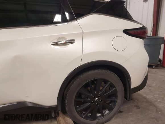 2021 Nissan Murano Platinum z VIN 5N1AZ2DSXMC138808, wystawiony jako IAAI lot #41441950 z przebiegiem 87 976 mil mil oraz . Historia ofert i sprzedaży dostępna na DreamBid. Obrazek 20.