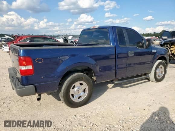 2008 Ford F-150 XL with VIN 1FTRF12288KE57200, listed as a Copart auction lot 82309155 with 197,078 mi miles and Salvage title. Bid and sale history available at DreamBid. Image 3.