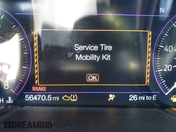 2019 Ford Mustang Bullitt z VIN 1FA6P8K0XK5503788, wystawiony jako IAAI lot #43021322 z przebiegiem 56 470 mil mil oraz . Historia ofert i sprzedaży dostępna na DreamBid. Obrazek 16.