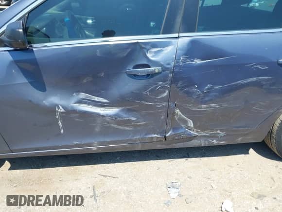 2014 Chevrolet Malibu LS с VIN 1G11B5SL3EF255970, выставлен на аукционе IAAI как лот 43184733 с пробегом 131 635 миль миль и . История ставок и продаж доступна на DreamBid. Изображение 6.