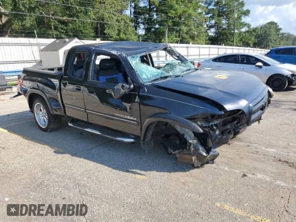 2003 Toyota Tundra Limited z VIN 5TBRT38133S373184, wystawiony jako Copart lot #71269315 z przebiegiem Nie podano mil oraz Nie do naprawy • Non repairable. Historia ofert i sprzedaży dostępna na DreamBid. Obrazek 4.