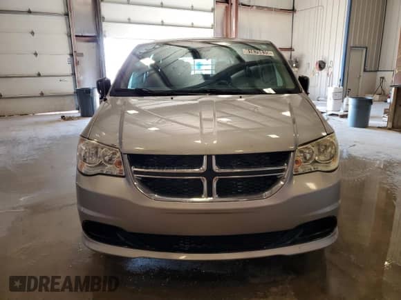 2019 Dodge Grand Caravan SE with VIN 2C4RDGBG6KR648966, listed as a Copart auction lot 81670835 with 339,171 mi miles and Clean title. Bid and sale history available at DreamBid. Image 5.