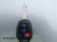 2015 Toyota Prius One z VIN JTDKDTB35F1575641, wystawiony jako IAAI lot #41803870 z przebiegiem 129 286 mil mil oraz . Historia ofert i sprzedaży dostępna na DreamBid. Obrazek 11.