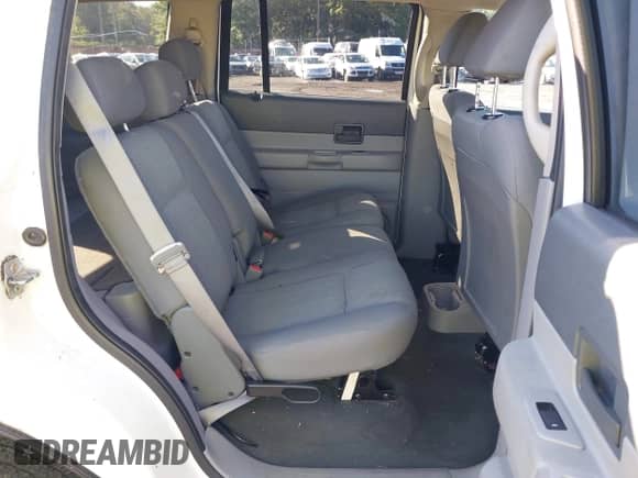 2007 Dodge Durango SXT with VIN 1D8HB38P47F584878, listed as a IAAI auction lot 43049123 with 105,417 mi miles and . Bid and sale history available at DreamBid. Image 8.