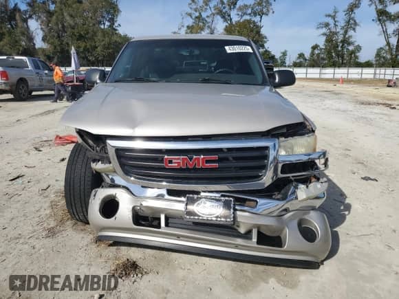 2005 GMC Sierra 1500 SLT with VIN 1GTEC19T55Z172088, listed as a Copart auction lot 43010225 with 182,400 mi miles and Salvage title. Bid and sale history available at DreamBid. Image 5.