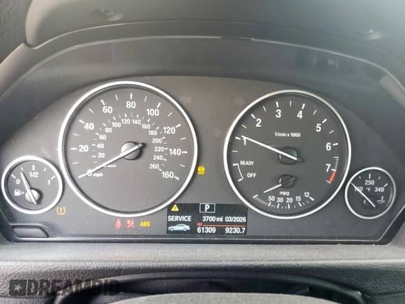 2018 BMW 3 Series 320i with VIN WBA8E1G58JNU89244, listed as a Copart auction lot 81389415 with 61,309 mi miles and Salvage title. Bid and sale history available at DreamBid. Image 9.