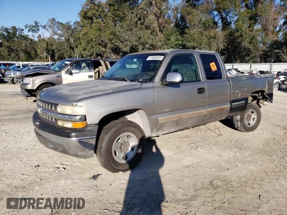2000 Chevrolet Silverado 2500 LS с VIN 1GCFC29U5YE418894, выставлен на аукционе Copart как лот 41668905 с пробегом 369 583 миль миль и Списание • Salvage title. История ставок и продаж доступна на DreamBid. Изображение 1.