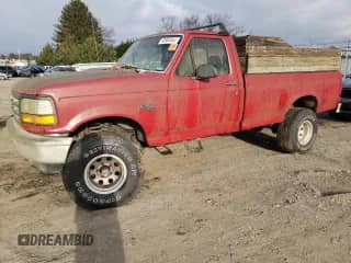 1994 Ford F-150 z VIN 1FTEF14Y7RNA05321, wystawiony jako Copart lot #83900534 z przebiegiem 131 312 mil mil oraz Czysty tytuł • Clean title. Historia ofert i sprzedaży dostępna na DreamBid. Obrazek 1.