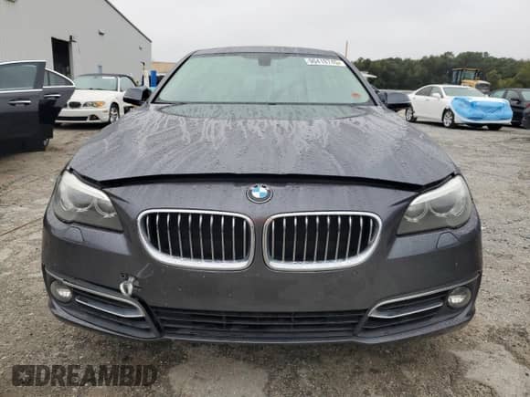 2015 BMW 5 Series 528i с VIN WBA5A5C5XFD522494, выставлен на аукционе Copart как лот 90410745 с пробегом 186 452 миль миль и Чистый • Clean title. История ставок и продаж доступна на DreamBid. Изображение 5.