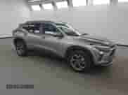 2025 Chevrolet Trax LT with VIN KL77LHEP5SC234028, listed as a Copart auction lot 85330485 with 12,509 mi miles and Salvage title. Bid and sale history available at DreamBid. Image 4.