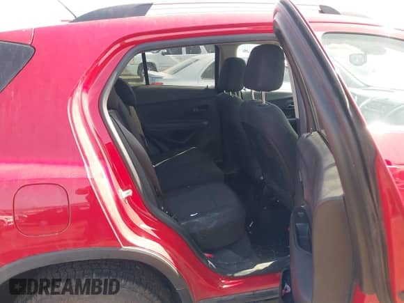 2016 Chevrolet Trax LT z VIN KL7CJPSB5GB534740, wystawiony jako IAAI lot #43239884 z przebiegiem 139 806 mil mil oraz . Historia ofert i sprzedaży dostępna na DreamBid. Obrazek 8.